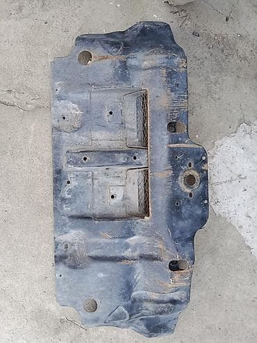 d 4d: Защита днища Комплект Toyota, Б/у, Оригинал — 2