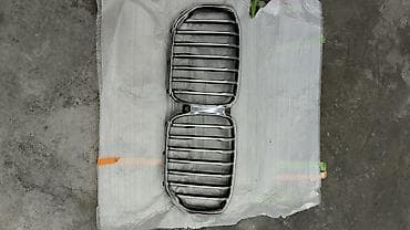 Решетка радиатора BMW Б/у