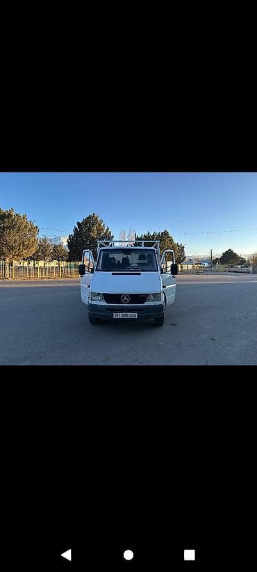 e60 bmw: Грузовик, Mercedes-Benz, Стандарт, 3 т, Б/у — 1