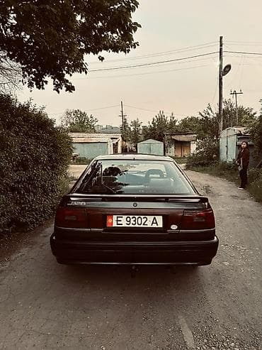 mazda 626 автомобил: Mazda 626: 1998 г., 2 л, Механика, Бензин, Хэтчбэк — 10