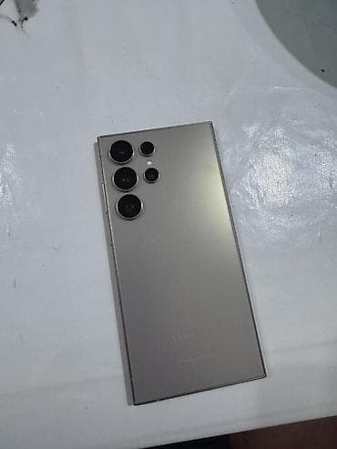 айфон даром: Samsung Galaxy S23 Ultra, Б/у, 512 ГБ, цвет - Бежевый, 1 SIM — 3