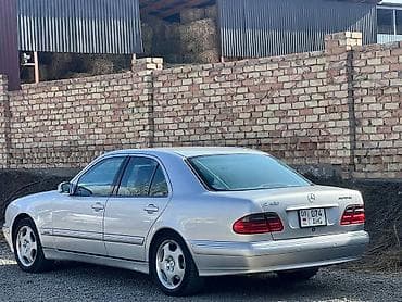 Mercedes-Benz E-Class: 2001 г., 4.3 л, Автомат, Бензин, Седан — 2