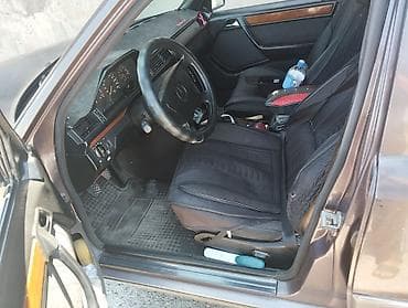 бампер w211: Mercedes-Benz W124: 1994 г., 2.2 л, Механика, Бензин, Седан — 4