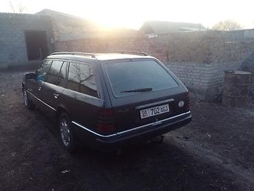 ом 642: Mercedes-Benz W124: 1990 г., 2 л, Механика, Бензин, Универсал — 4