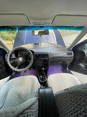 mazda авто: Volkswagen Golf: 2000 г., 1.4 л, Механика, Бензин, Хэтчбэк — 9