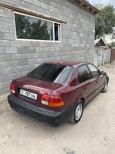 4: Honda Civic: 1999 г., 1.4 л, Механика, Бензин, Седан — 4