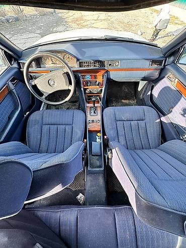 гибрид авто: Mercedes-Benz W124: 1991 г., 2.6 л, Автомат, Бензин, Седан — 7