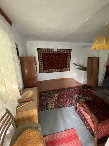 срочно срочно продай дом город карабалта: Дом, 30 м², 3 комнаты, Собственник, Старый ремонт — 4