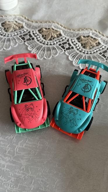 ford five hundred: Игрушечные гоночные машинки с принтом аниме (2 шт.) - Привод — 1