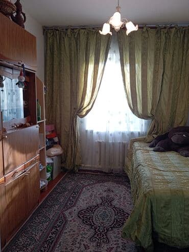 срочно продаю дом район кызыл аскер: Дом, 115 м², 5 комнат, Собственник, Косметический ремонт — 15