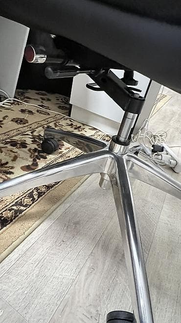 кресло тесла: Офисное кресло, Новый, С колесиками, цвет - Черный, Экокожа, Самовывоз — 5