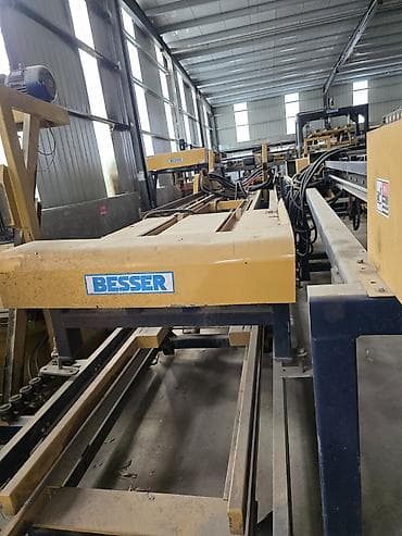 поддоны: Линия по производству бетонных блоков BESSER Промышленный вибропресс — 4