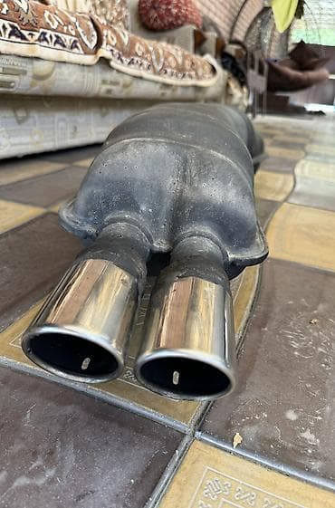 глушител е34: Глушитель BMW 1995 г., Оригинал, Германия — 1