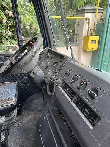 Грузовик, Mercedes-Benz — 7