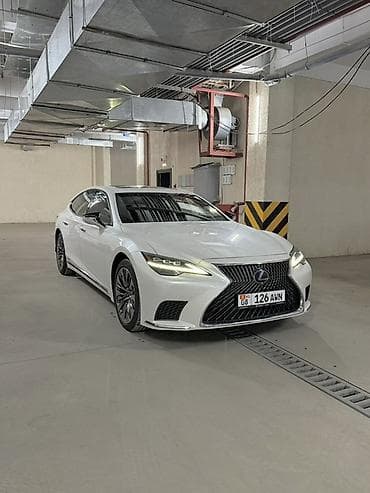 фара на сапок: Lexus LS: 2022 г., 3.4 л, Автомат, Гибрид, Седан — 2