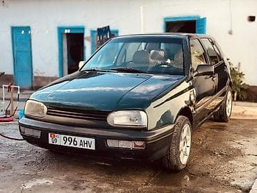 Volkswagen Golf: 1995 г., 1.6 л, Механика, Бензин, Хэтчбэк