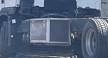 Универсальный металлический инструментальный ящик для грузового тягача