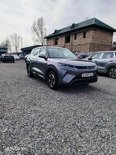 yuan plus byd: BYD Yuan Up: 2025 г., Электромобиль, Кроссовер — 1