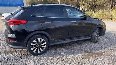 corolla 2016: Продаю или меняю на Sprinter дубль кабина рэкс с доплатой WLM еX5 Z — 1