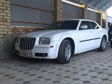 Chrysler 300C: 2005 г., Седан