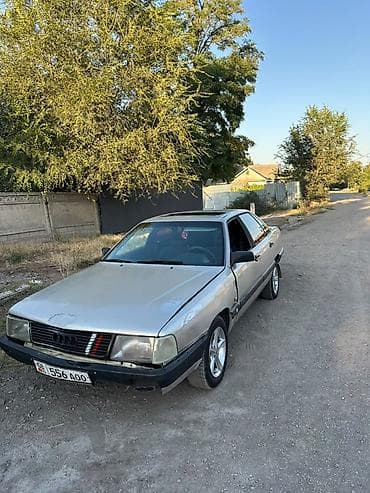 купить инструмент: Audi 100: 1988 г., 2.3 л, Седан — 2