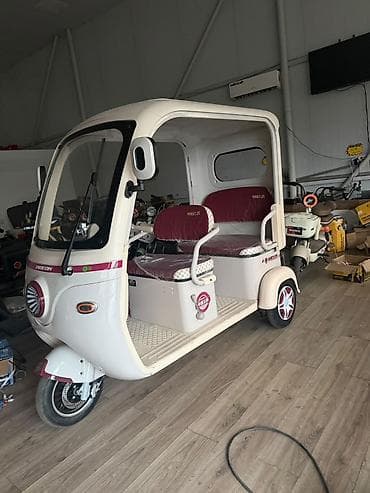 электр авто: Microcar : 2025 г., Электромобиль — 2