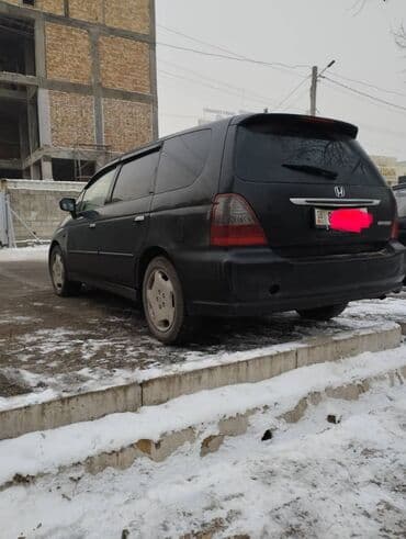 старое авто: Honda Odyssey: 2000 г., 2.3 л, Автомат, Бензин, Универсал — 3