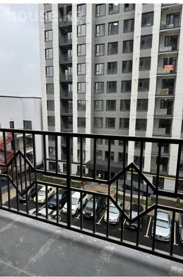 Батирлер: 1 бөлмө, Менчик ээси, Чогуу жашоосу жок, Жарым -жартылай эмереги бар — 1