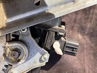 eagle eyes: Задний левый стеклоподъемник Subaru Номер детали: 62168 ALO0A — 2