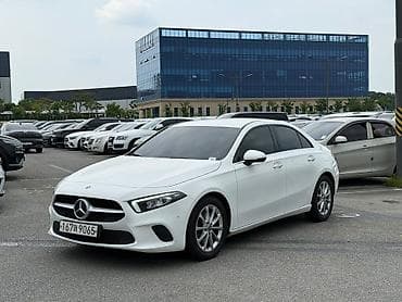 Mercedes-Benz A-Class: 2021 г., Бензин, Седан — 1