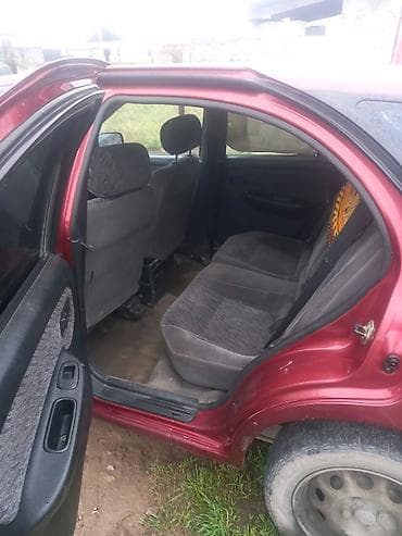 Nissan Almera: 1996 г., 1.6 л, Автомат, Бензин, Седан