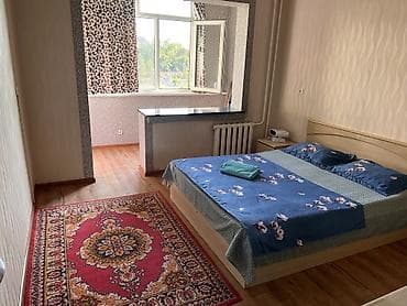 продаю квартиру карпинка: 2 комнаты, Душевая кабина, Постельное белье, Кондиционер — 6