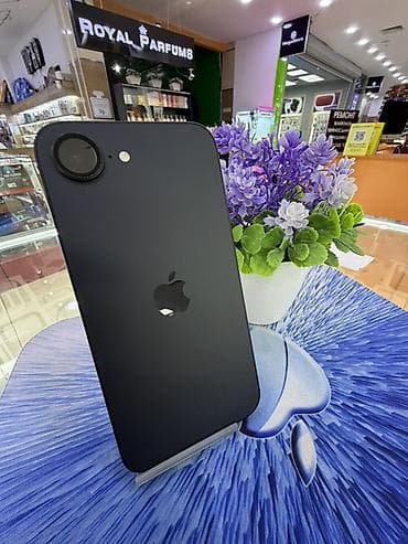 IPhone 16e, 256 ГБ, Черный, 100 %