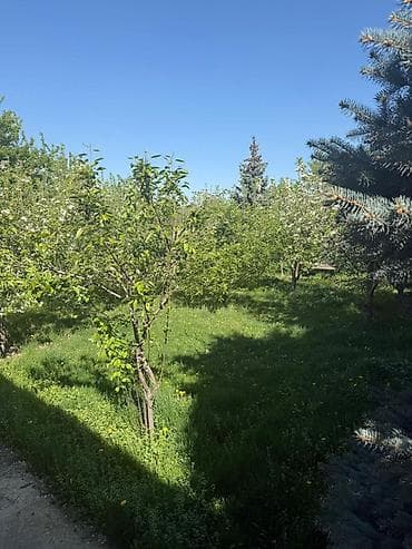 гараж ахунбаева: Продаётся частный дом Арча Бешик от Ахунбаева 300 метров, новая — 6