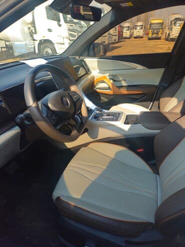 byd plus: BYD Song Pro: 2022 г., 1.5 л, Робот, Гибрид, Кроссовер — 10