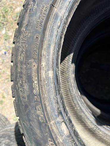 7 5j: Шины 215 / 50 / R 17, Зима, Б/у, Комплект, Легковые, Япония, Bridgestone — 4