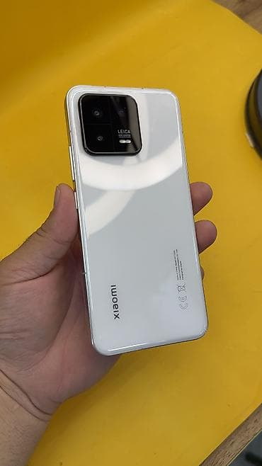 Xiaomi, 13, Б/у, 256 ГБ, 2 SIM