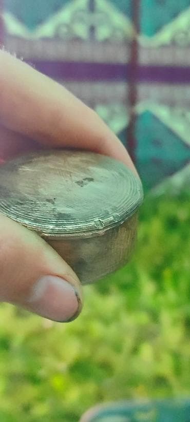 водная помпа: Незнаю что это такое но маленький и 320 грамовый 😅 - Материал: латунь — 6