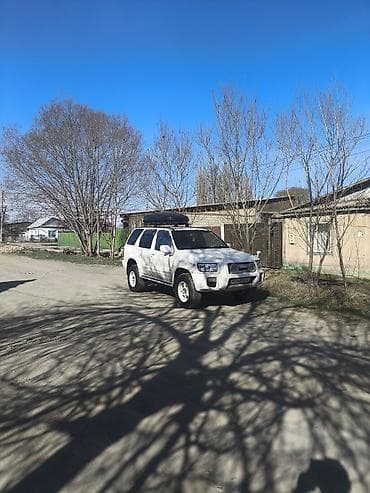 На обмен дороже!!! Состояние соска!!! Белый внедорожник