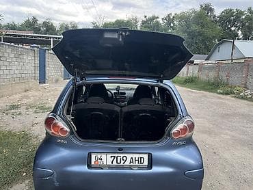 2 8: Toyota Aygo: 2010 г., 1 л, Механика, Бензин — 5