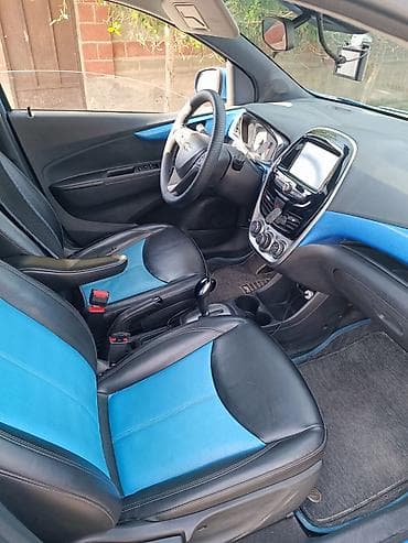 Унаа: Chevrolet Spark: 2016 г., Автомат, Бензин, Хетчбек — 2