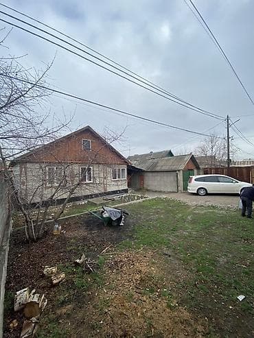 продаю дом г кайынды: Дом с участком В районе киркома Участок 5 соток Первая линия — 2