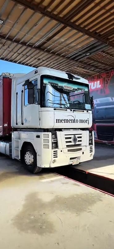 Сүйрөгүч, Renault, 2008 г., Прицепсиз — 1
