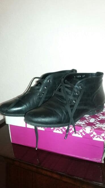 женские брендовые туфли недорого: Ботинки (кожа) 600с. и Босоножки (замша) 600с. На 37 размер. В — 1
