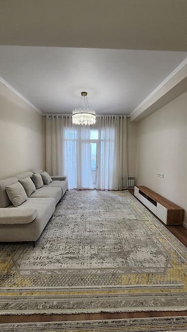123: 3 комнаты, 84 м², 12 этаж — 1