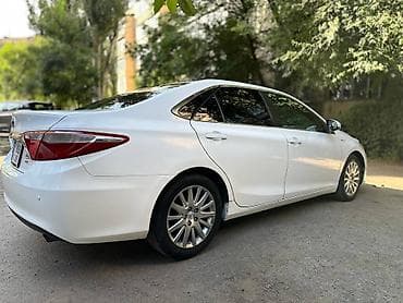 prius plus: Toyota Camry: 2017 г., 2.5 л, Вариатор, Гибрид, Седан — 8