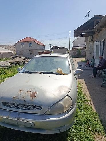 киа моргинг: Kia Rio Ikon/Ikapona (универсал), серебристый цвет, Основные детали — 3