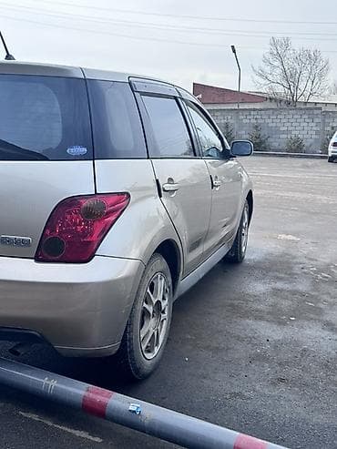 step rf1: Toyota Ist: 2003 г., 1.3 л, Автомат, Бензин, Хэтчбэк — 7