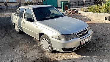 Daewoo Nexia: 2009 г., 1.6 л, Механика, Бензин, Седан