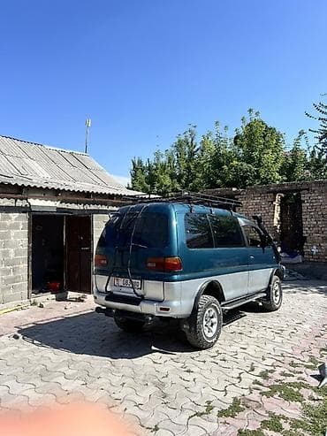sprinter 4 4: Mitsubishi Delica: 1996 г., 2.8 л, Автомат, Дизель, Минивэн — 5